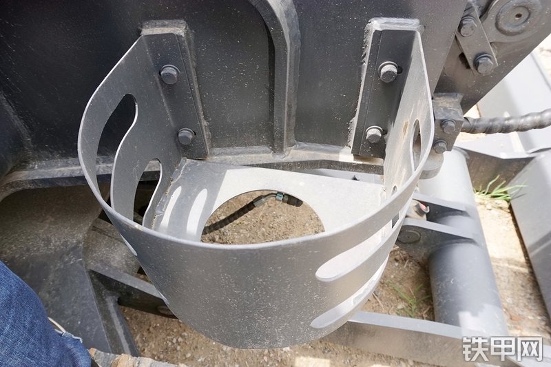 卡特重工CT60-8B挖掘机局部