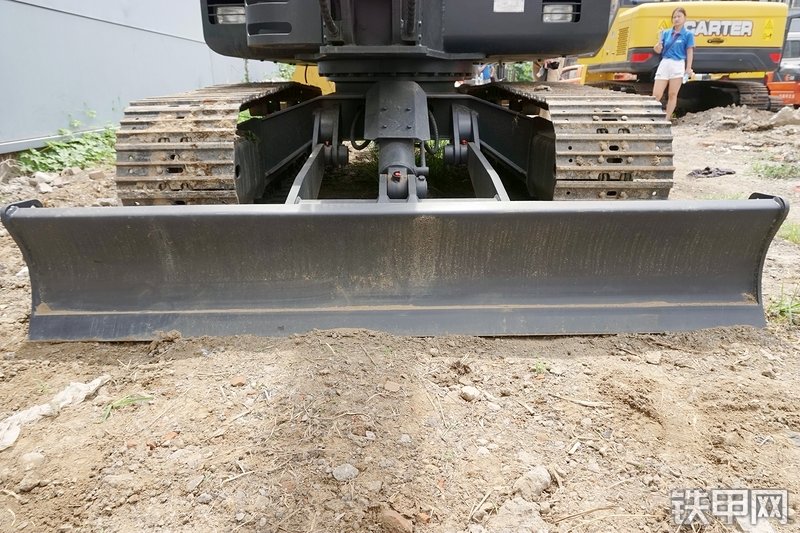 卡特重工CT60-8B挖掘机局部