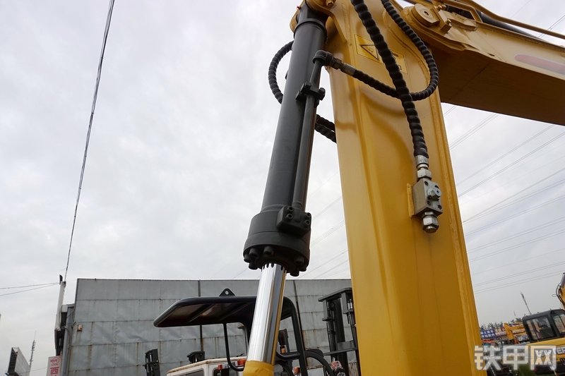 卡特重工CT85-8B挖掘机局部