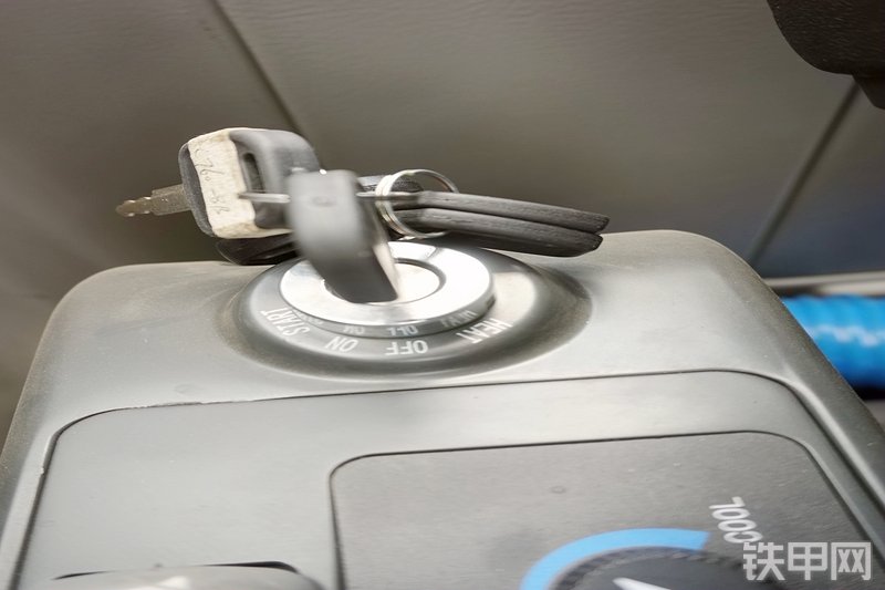 卡特重工CT60-8B挖掘机局部