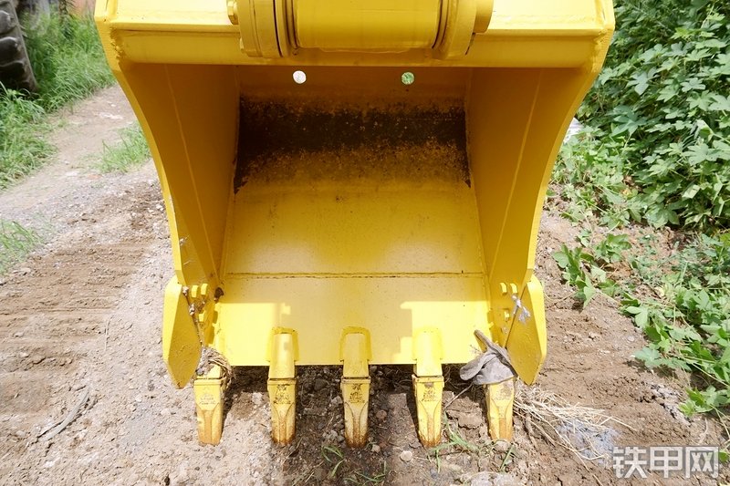 卡特重工CT60-8B挖掘机局部