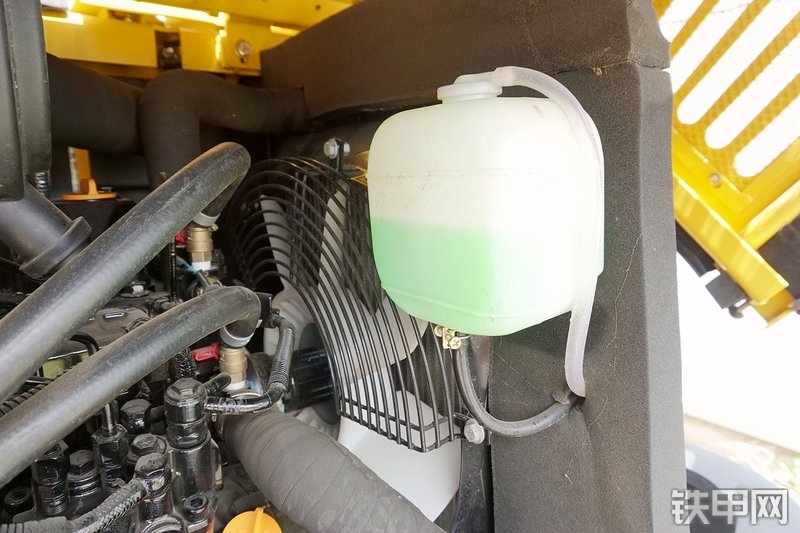 卡特重工CT60-8B挖掘机局部