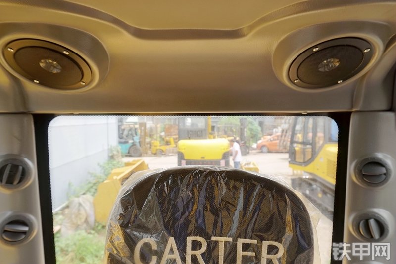 卡特重工CT60-8B挖掘机局部