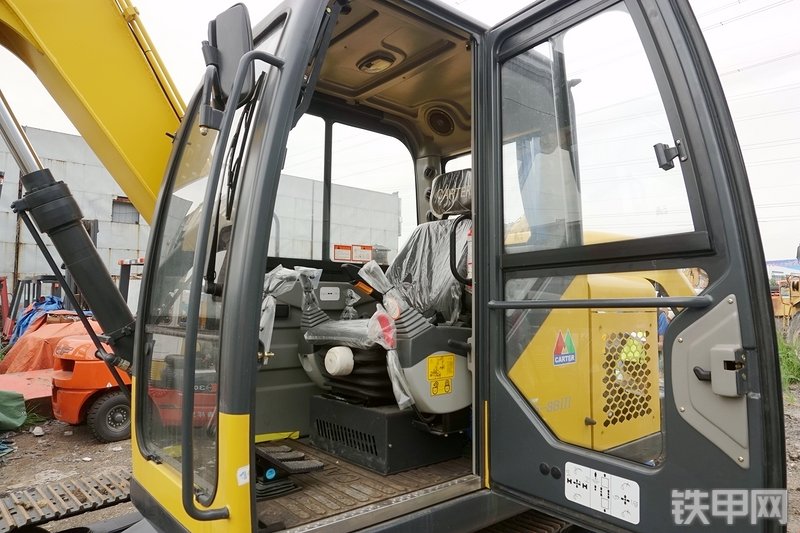 卡特重工CT85-8B挖掘机局部