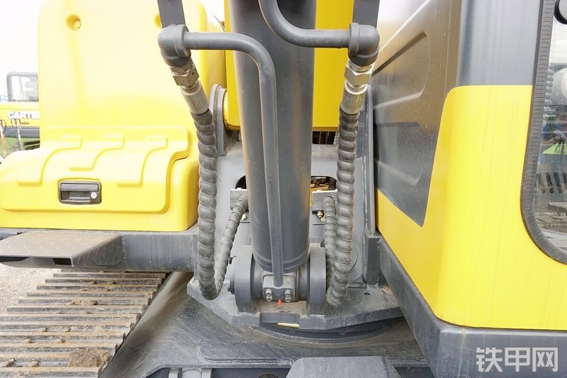 卡特重工CT85-8B挖掘机局部