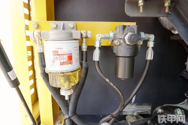 卡特重工CT60-8B挖掘机局部