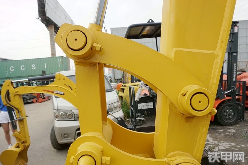 卡特重工CT85-8B挖掘机局部