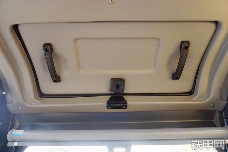 卡特重工CT85-8B挖掘机局部