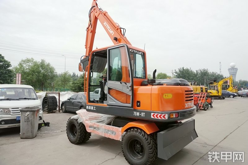 新源XY75W-9挖掘机整机外观