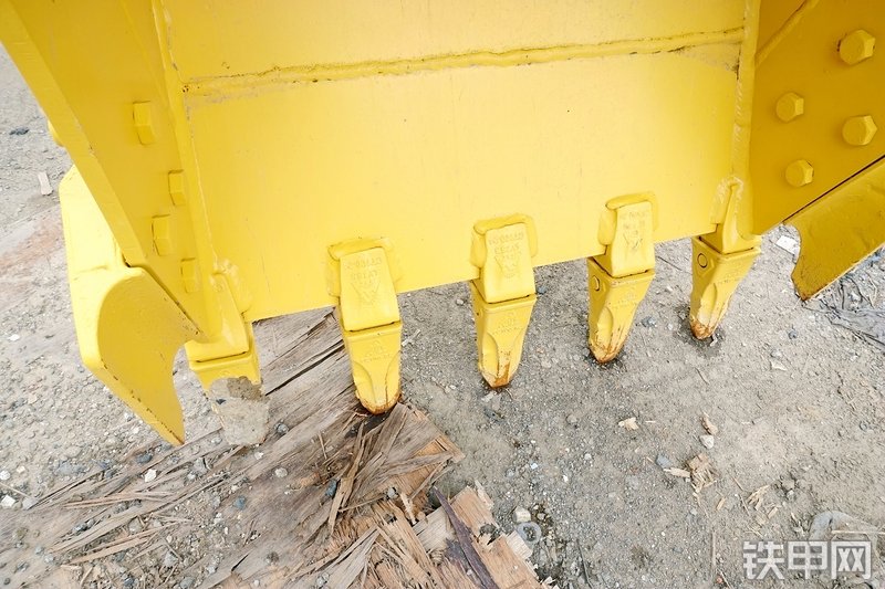 卡特重工CT85-8B挖掘机局部