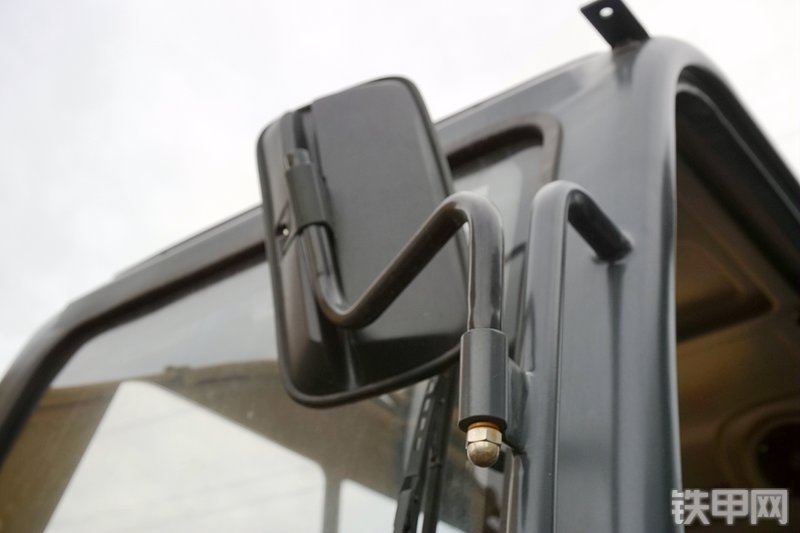 卡特重工CT85-8B挖掘机局部