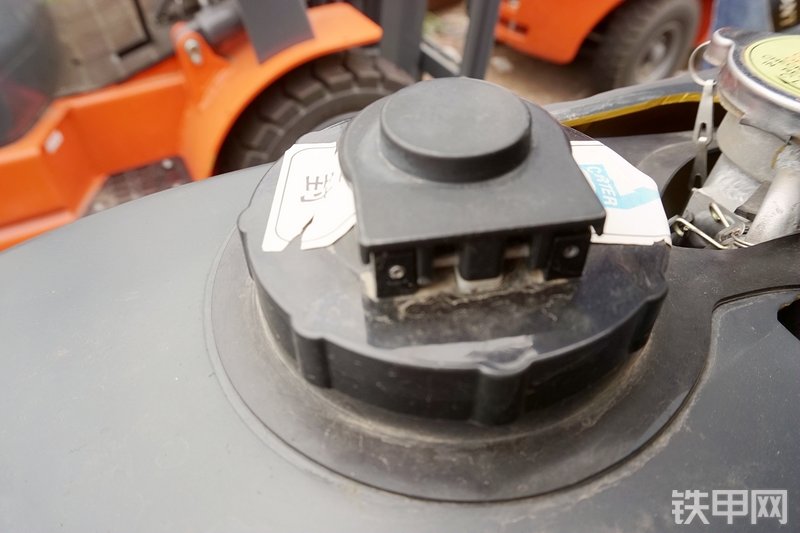 卡特重工CT16-9B挖掘机局部