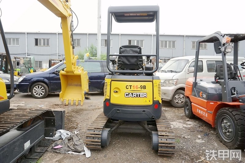 卡特重工CT16-9B挖掘机整机外观