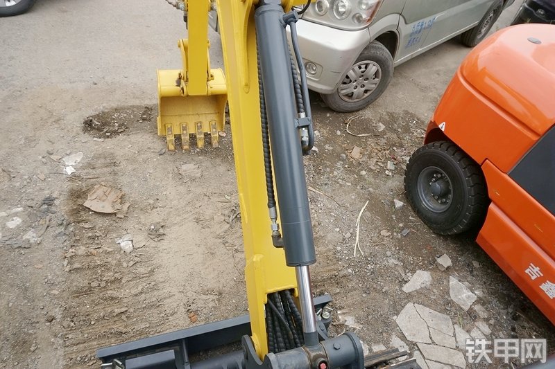 卡特重工CT16-9B挖掘机局部