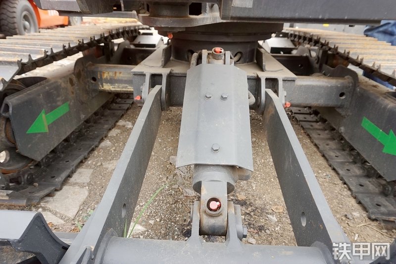 卡特重工CT16-9B挖掘机局部