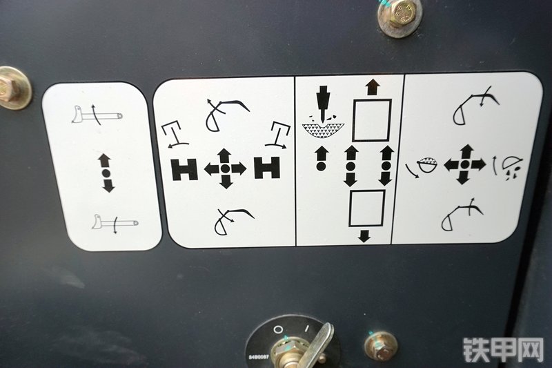 卡特重工CT16-9B挖掘机局部