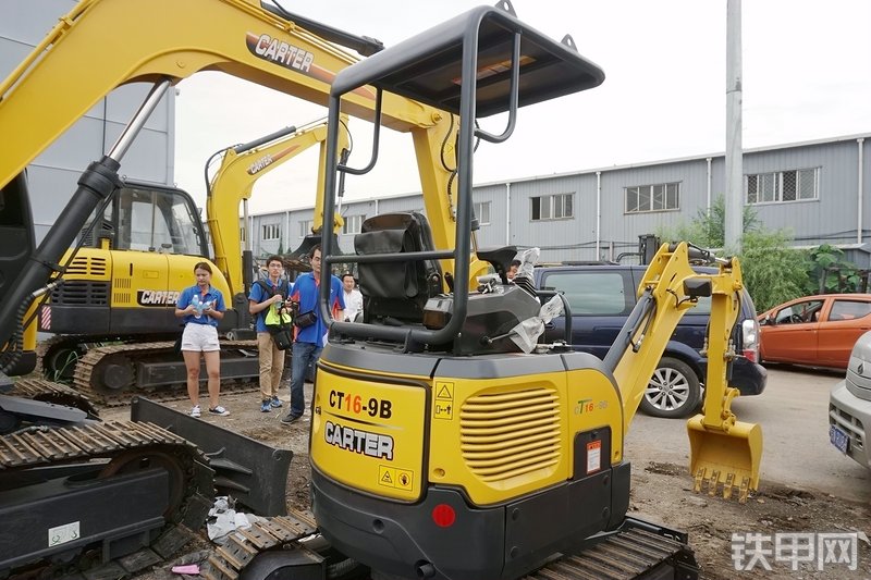 卡特重工CT16-9B挖掘机整机外观