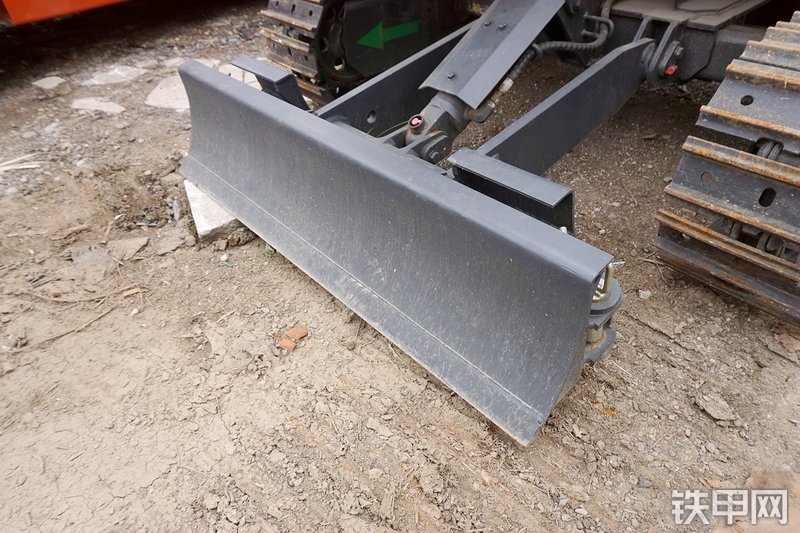 卡特重工CT16-9B挖掘机局部