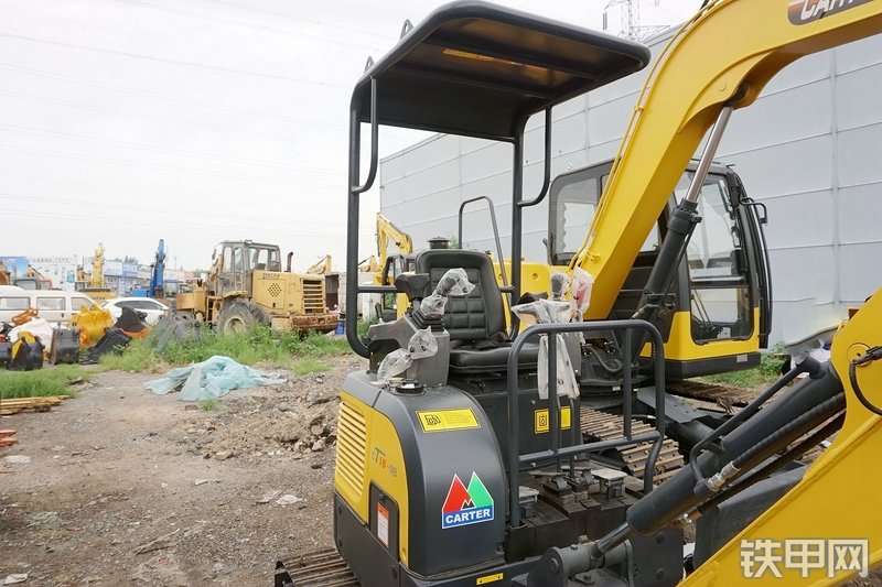 卡特重工CT16-9B挖掘机整机外观