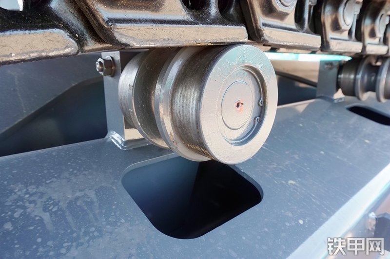 神钢SK350LC-10挖掘机局部