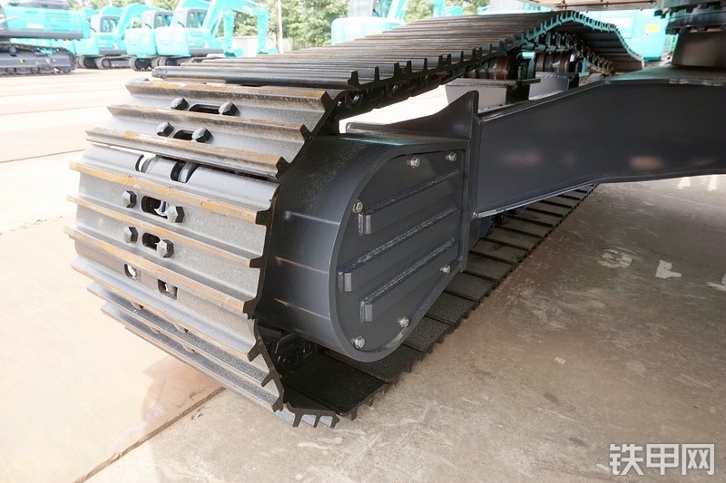 神钢SK220XD-10挖掘机局部