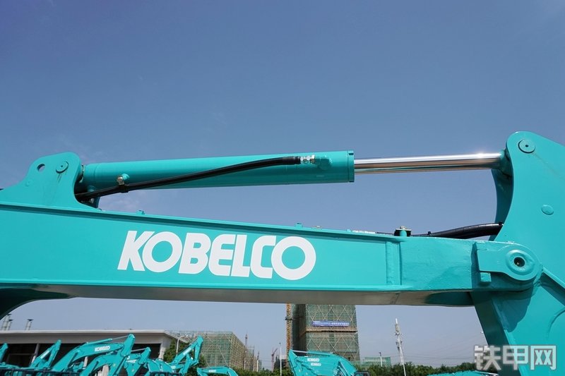 神钢SK60-8挖掘机局部