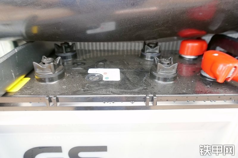 神钢SK380XD-10挖掘机局部