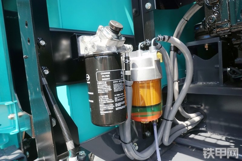 神钢SK350LC-10挖掘机局部