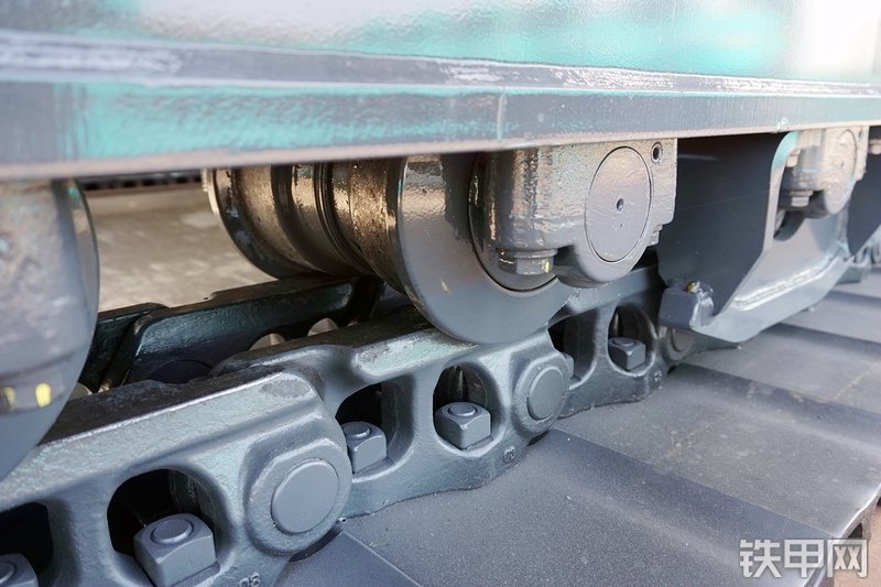 神钢SK270XD-10挖掘机局部