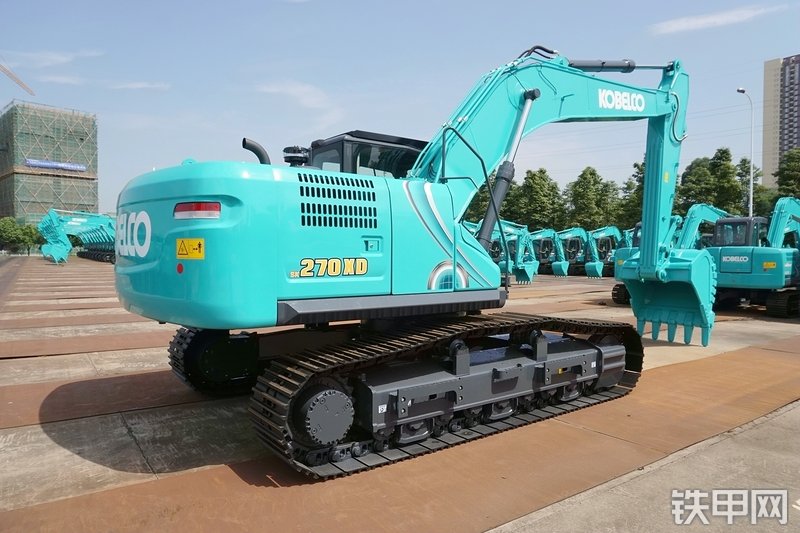 神钢SK270XD-10挖掘机整机外观