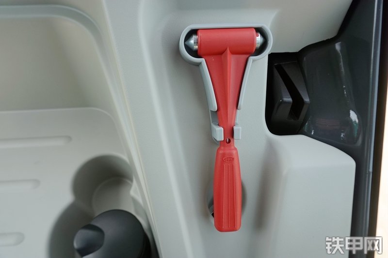 神钢SK350LC-10挖掘机局部