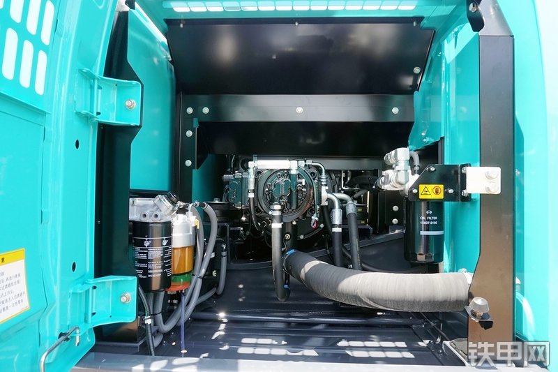 神钢SK260LC-10挖掘机局部