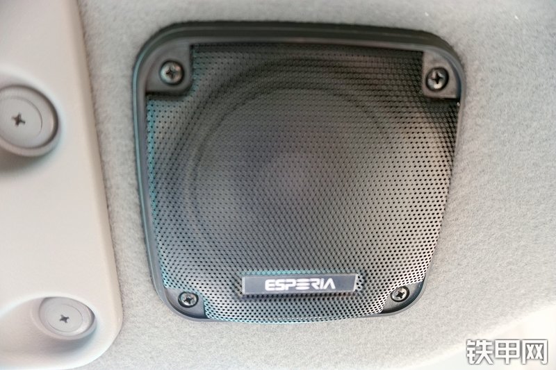 神钢SK270XD-10挖掘机局部