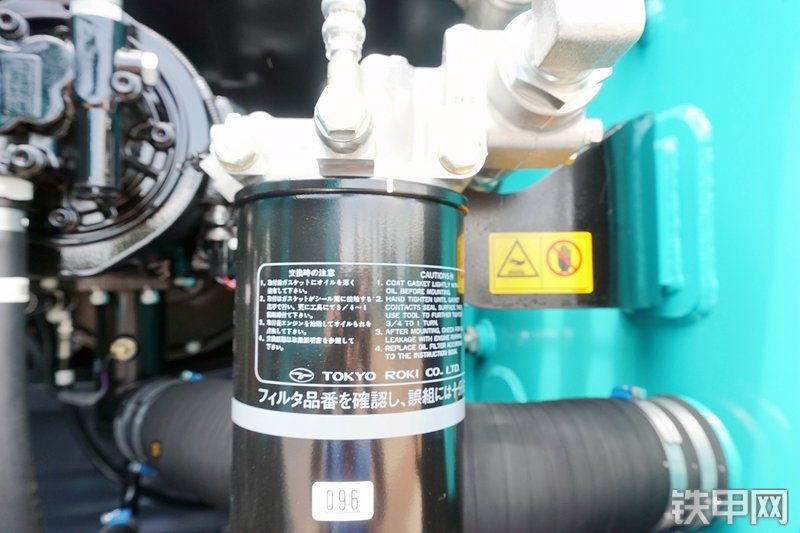 神钢SK380XD-10挖掘机局部