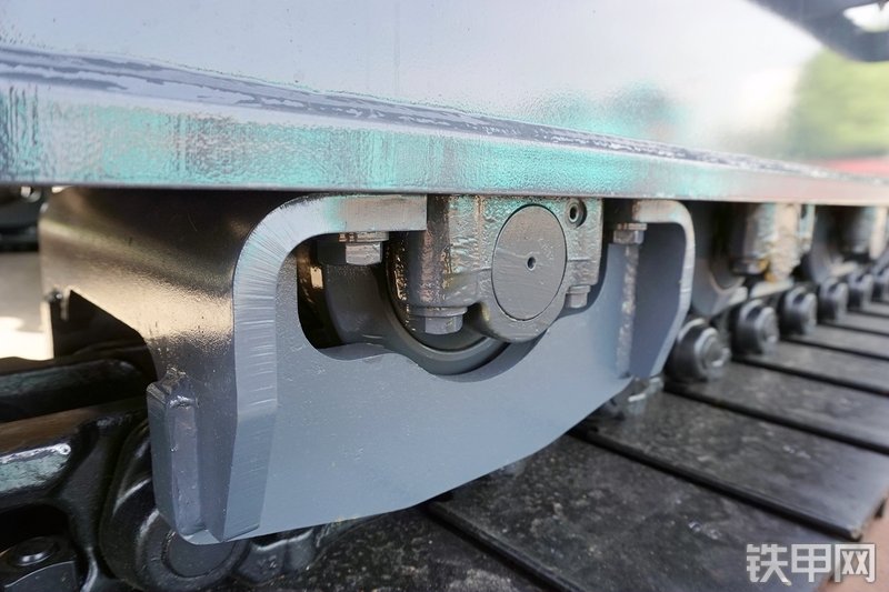 神钢SK210LC-10挖掘机局部