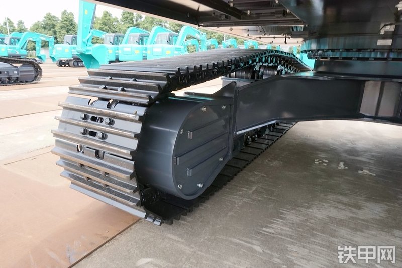 神钢SK380XD-10挖掘机局部