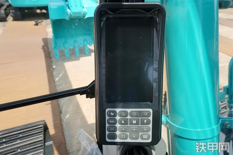 神钢SK260LC-10挖掘机局部