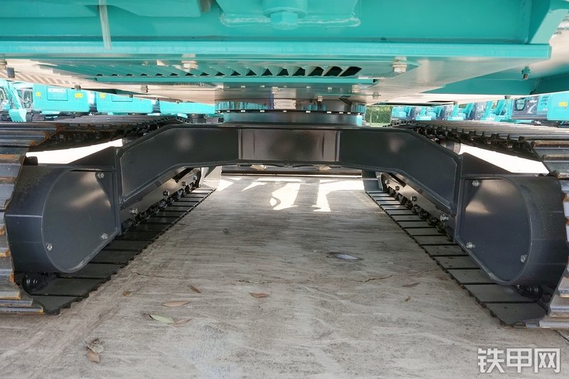 神钢SK60-8挖掘机局部