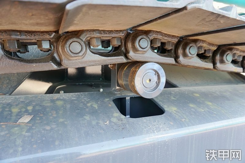 神钢SK60-8挖掘机局部