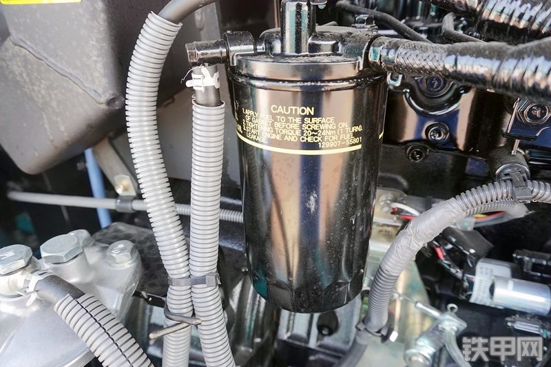 神钢SK60-8挖掘机局部