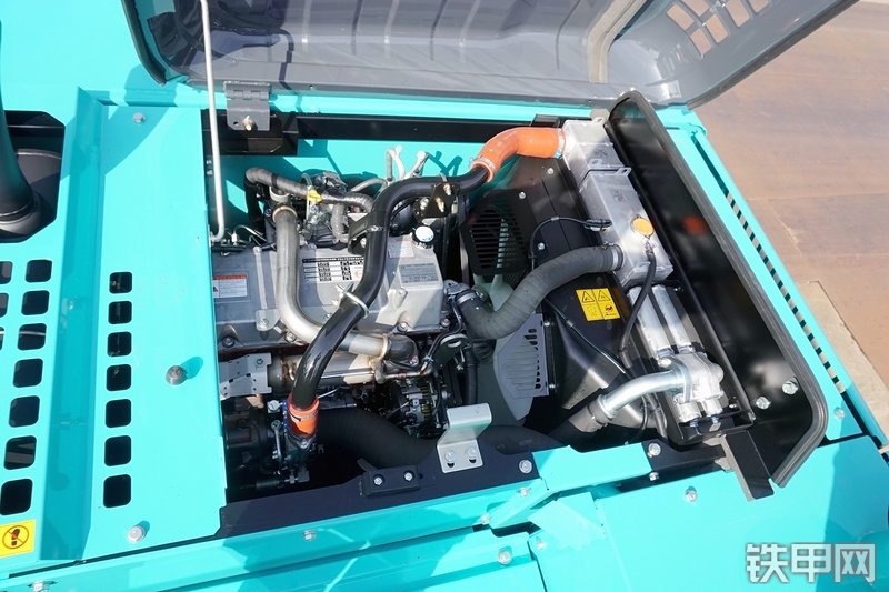 神钢SK210LC-10挖掘机局部