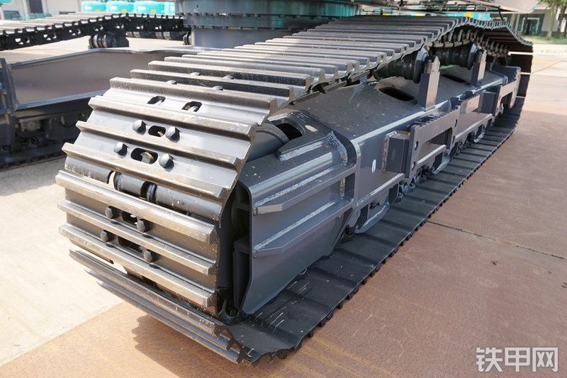 神钢SK270XD-10挖掘机局部