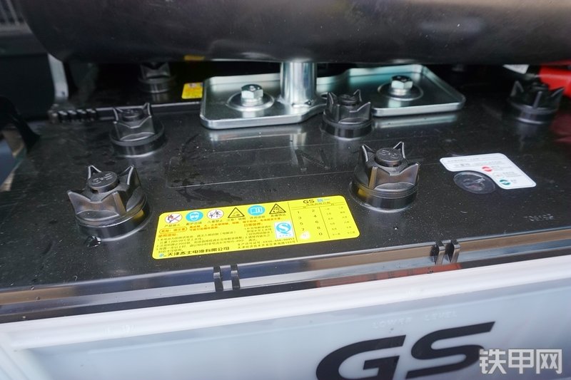 神钢SK260LC-10挖掘机局部