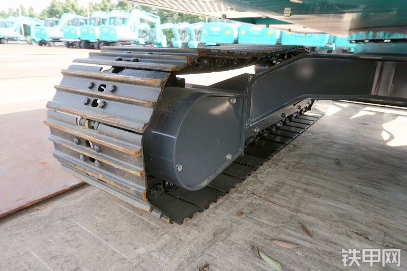 神钢SK60-8挖掘机局部