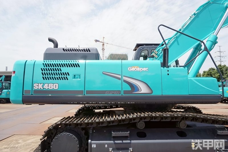 神钢SK460-8挖掘机整机外观