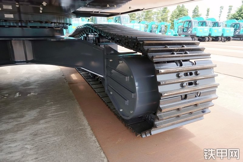 神钢SK380XD-10挖掘机局部