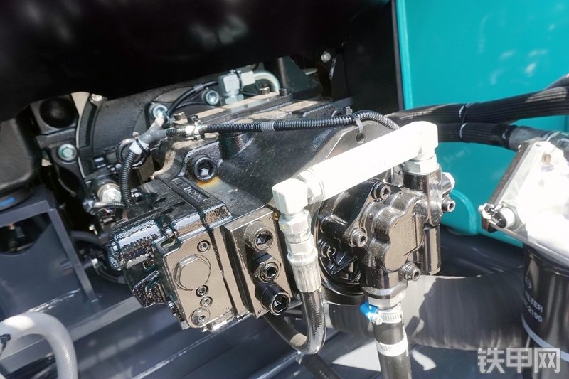 神钢SK350LC-10挖掘机局部