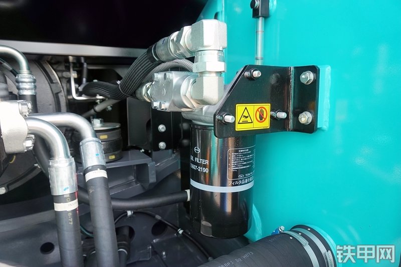 神钢SK210LC-10挖掘机局部