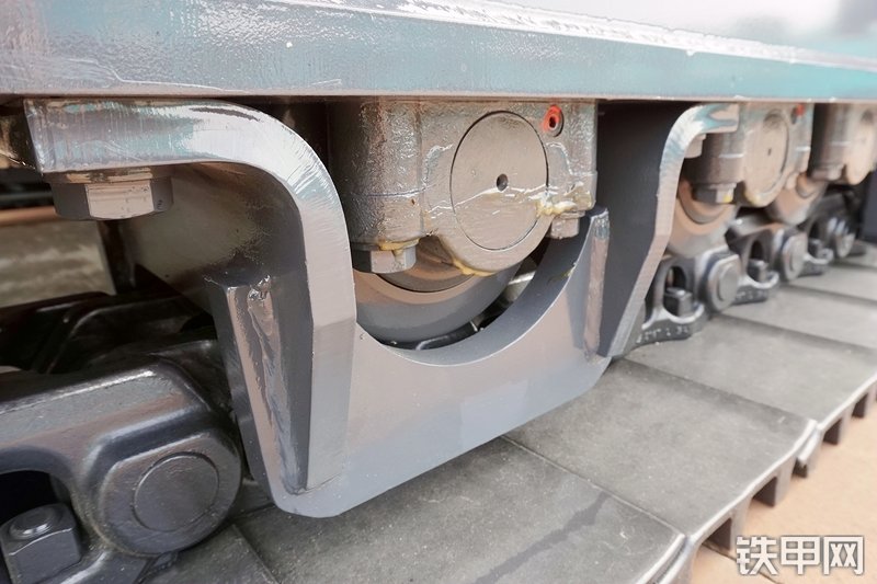 神钢SK380XD-10挖掘机局部