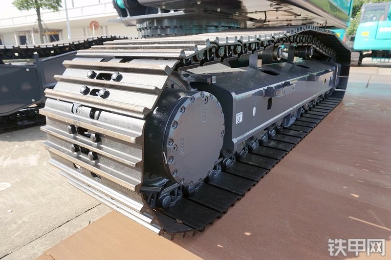 神钢SK210LC-10挖掘机局部